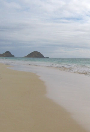 Deserted beach on Haiwaii